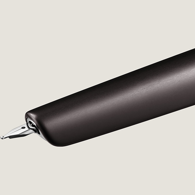 Nautilus fountain pen | Hermès Singapore